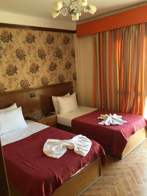 Abeer Hotel Александрия Екстериор снимка