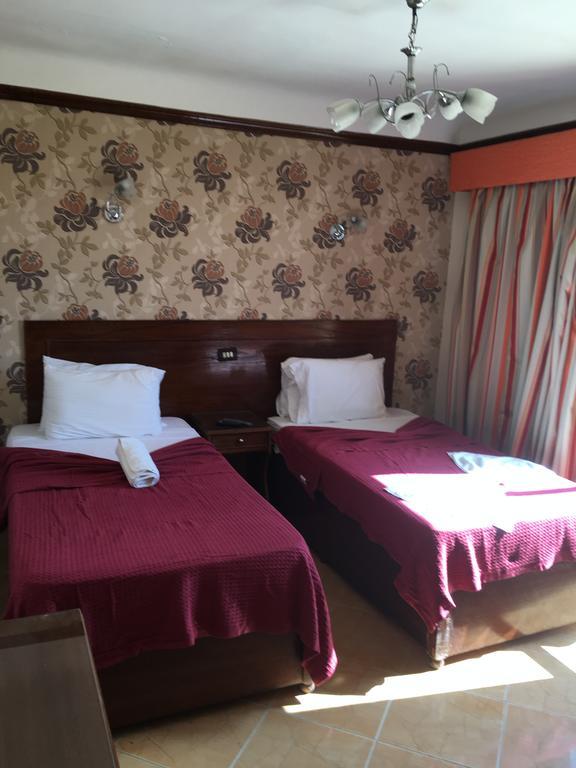 Abeer Hotel Александрия Екстериор снимка